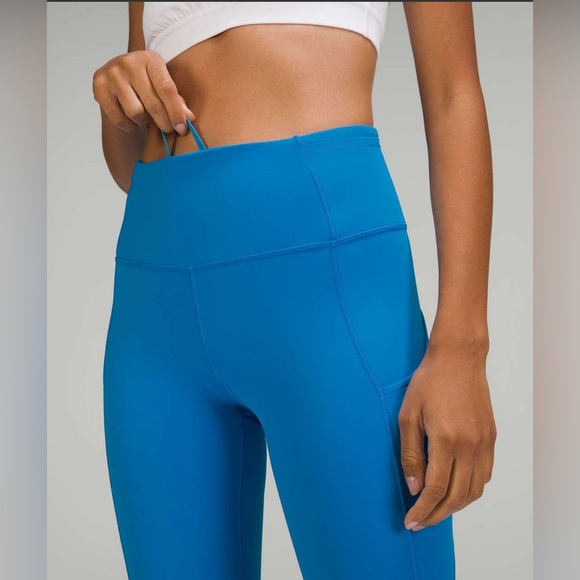 EUC Lululemon Fast and Free High-Rise Tight 25" in Poolside - Picture 4 of 4